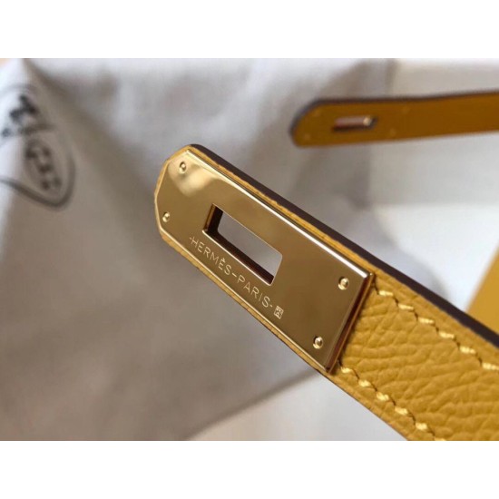 Replica Borsa 1:1 Sellier Hermes Kelly 28 cm Giallo Epsom Riproduzione Fedele Borsa Replica Sellier Hermes Kelly 28 cm Giallo Epsom imitazioni