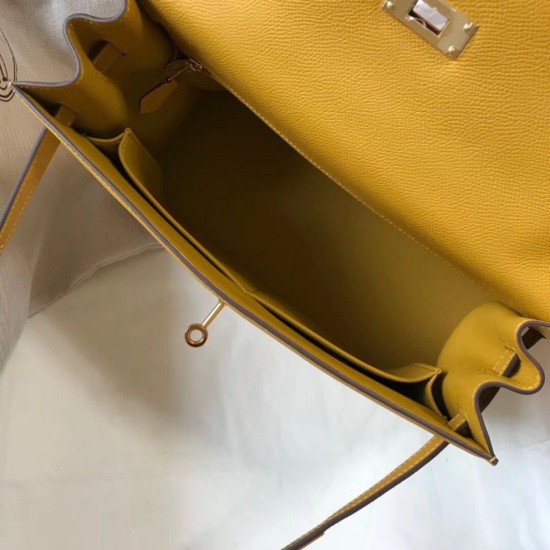 Replica Borsa 1:1 Sellier Hermes Kelly 28 cm Giallo Epsom Riproduzione Fedele Borsa Replica Sellier Hermes Kelly 28 cm Giallo Epsom imitazioni