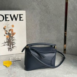 Riproduzione Fedele Borsa Loewe Puzzle Mini Pelle di vitello granulata blu navy imitazioni