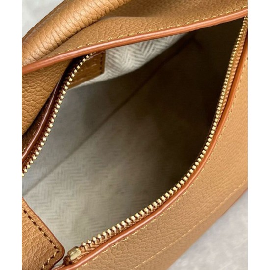 Replica Loewe Puzzle Mini Bag Pelle di vitello granulata toffee Riproduzione Fedele Loewe Puzzle Mini Bag Pelle di vitello granulata toffee imitazioni