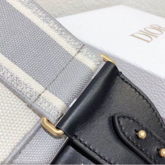 Replica falso Christian Dior Tracolla Grigio Riproduzione Fedele falso Christian Dior Tracolla Grigio imitazioni