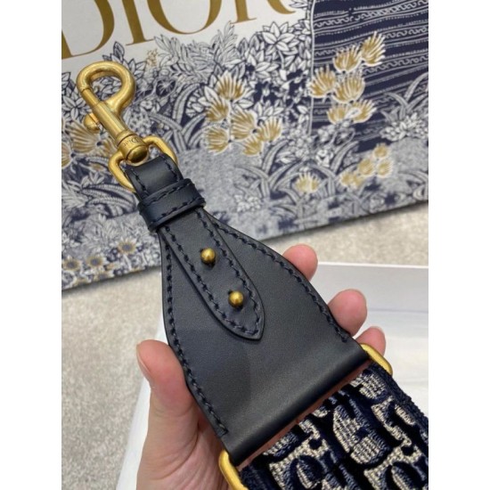 Replica falso Dior Tracolla Dior Velluto Ricamato Obliquo Blu Riproduzione Fedele falso Dior Tracolla Dior Velluto Ricamato Obliquo Blu imitazioni