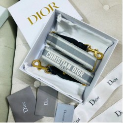 Dior Tracolla Regolabile con Ricamo Grigio Dior Tracolla Regolabile con Ricamo Grigio