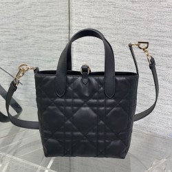 Riproduzione Fedele Borsa tote verticale Dior piccola/media Dior Toujours nera imitazioni