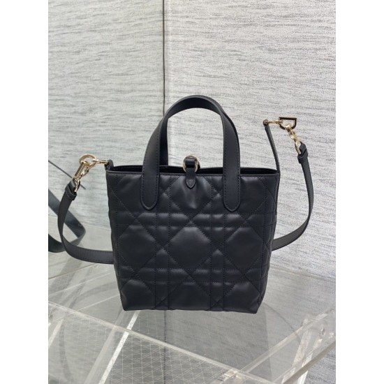 Replica Borsa tote verticale Dior piccola/media Dior Toujours nera Riproduzione Fedele Borsa tote verticale Dior piccola/media Dior Toujours nera imitazioni
