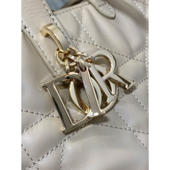 Replica Imitazione Borsa tote verticale Dior piccola/media Dior Toujours albicocca Riproduzione Fedele Imitazione Borsa tote verticale Dior piccola/media Dior Toujours albicocca imitazioni