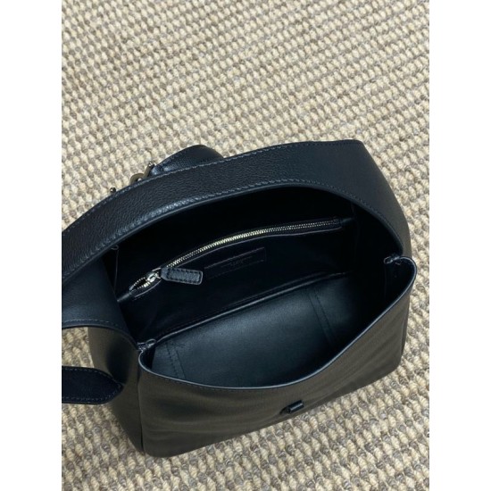 Replica Imitazione Borse grande YSL Saint Laurent le 5 à 7 Supple nera Riproduzione Fedele Imitazione Borse Replica grande YSL Saint Laurent le 5 à 7 Supple nera imitazioni