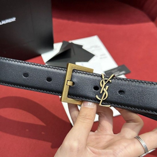 Replica Borsa Cintura YSL Saint Laurent Cassandre Square Buckle 20MM Nero Riproduzione Fedele replica Cintura YSL Saint Laurent Cassandre Square Buckle 20MM Nero imitazioni