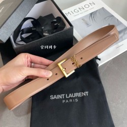 Replica Alta gamma Cintura YSL Saint Laurent Cassandre Square Buckle 30MM Beige Riproduzione Fedele Alta gamma replica Cintura YSL Saint Laurent Cassandre Square Buckle 30MM Beige imitazioni