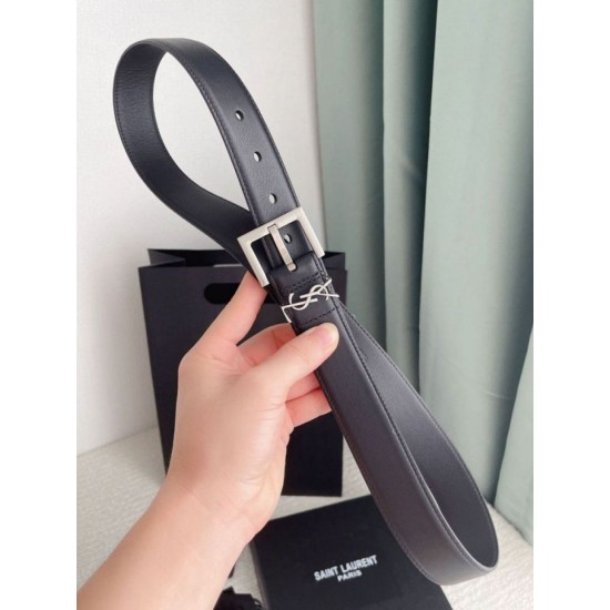 Riproduzione Fedele replica Cintura YSL Saint Laurent Cassandre Square Buckle 30MM Noir imitazioni