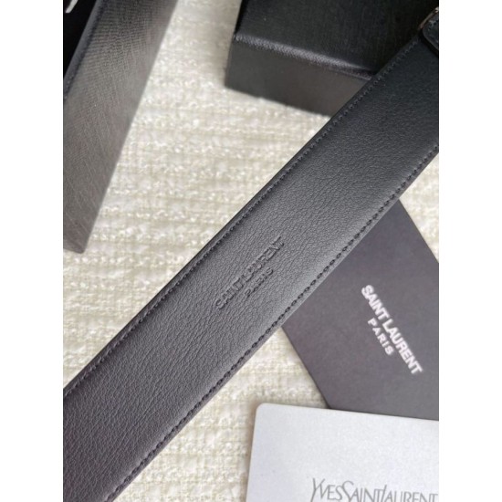 Riproduzione Fedele replica Cintura YSL Saint Laurent Cassandre Square Buckle 30MM Noir imitazioni
