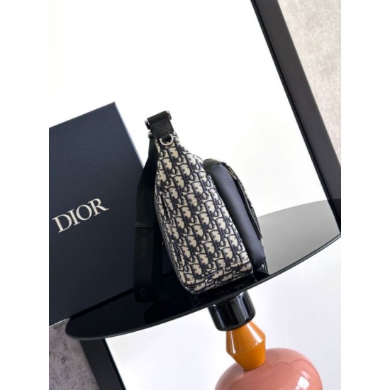 Riproduzione Fedele Replica borse griffate hobo morbida Dior Rider media Dior Oblique Jacquard nera/beige imitazioni