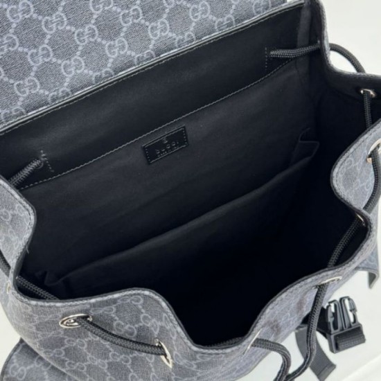 Replica Zaino Gucci grande nero da uomo 792080 Imitazioni Riproduzione Fedele Zaino Gucci grande nero da uomo 792080 Imitazioni imitazioni