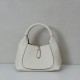 Replica Borsa Gucci Softbit Media/Maxi con Manico a Mezzaluna 837466 Bianca Imitazioni Riproduzione Fedele Borsa Gucci Softbit Media/Maxi con Manico a Mezzaluna 837466 Bianca Imitazioni imitazioni
