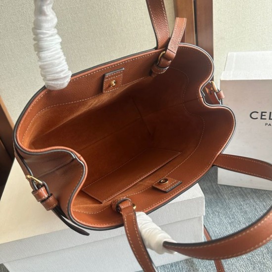 Replica Borsa Celine Mini Cabas Anais Triomphe Marrone in Vitello Granato Imitazioni Replica Perfetta Celine Mini Cabas Anais Triomphe Marrone in Vitello Granato Imitazioni imitazioni