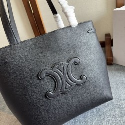 Replica Borse Alta Qualità a tracolla Celine Cabas Anais Triomphe piccola nera grana Riproduzione Fedele Replica Borse Alta Qualità a tracolla Celine Cabas Anais Triomphe piccola nera grana imitazioni