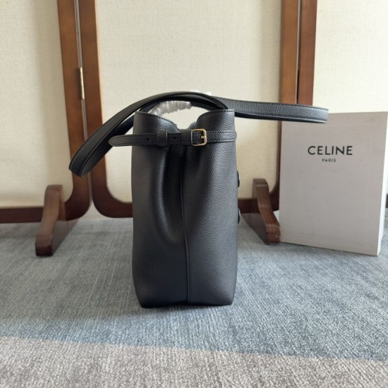 Replica Borse Alta Qualità a tracolla Celine Cabas Anais Triomphe piccola nera grana Riproduzione Fedele Replica Borse Alta Qualità a tracolla Celine Cabas Anais Triomphe piccola nera grana imitazioni