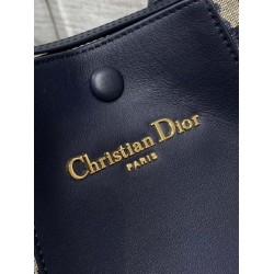 Borse a secchiello Dior Signature piccola/media Dior Oblique Jacquard blu Borse a secchiello Dior Signature piccola/media Dior Oblique Jacquard blu