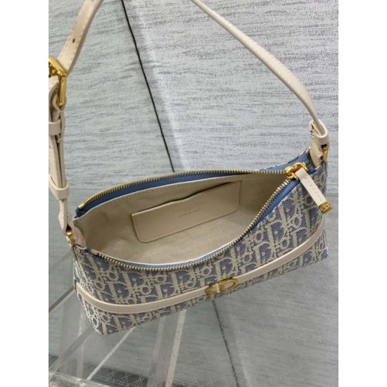 Replica Mini borsa Dior Miss Caro Cigale Oblique Chambray con effetto rafia Blu Riproduzione Fedele Mini borsa Dior Miss Caro Cigale Oblique Chambray con effetto rafia Blu imitazioni