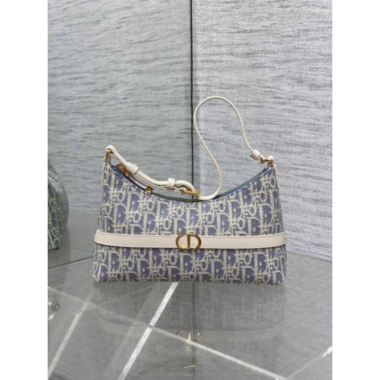 Replica Mini borsa Dior Miss Caro Cigale Oblique Chambray con effetto rafia Blu Riproduzione Fedele Mini borsa Dior Miss Caro Cigale Oblique Chambray con effetto rafia Blu imitazioni