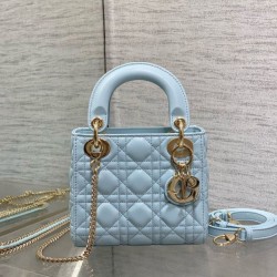 Replica Mini Borsa Dior Lady Dior con O-link Cannage Blu Imitazioni Riproduzione Fedele Replica Mini Borsa Dior Lady Dior con O-link Cannage Blu Imitazioni imitazioni