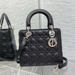 Replica Borsa Dior Lady Dior Media in Pelle di Vitello Granata Nera Imitazioni Riproduzione Fedele replica Dior Lady Dior Media in Pelle di Vitello Granata Nera Imitazioni imitazioni