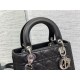 Replica Borsa Dior Lady Dior Media in Pelle di Vitello Granata Nera Imitazioni Riproduzione Fedele replica Dior Lady Dior Media in Pelle di Vitello Granata Nera Imitazioni imitazioni