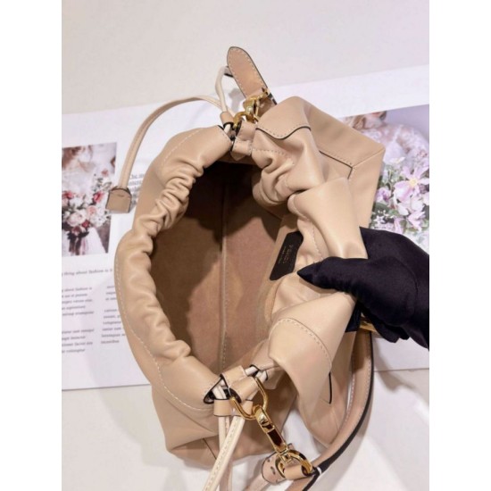 Replica Borsa Fendi Mamma Baguette Media/Grande Nappa Albicocca Riproduzione Fedele Borsa Fendi Mamma Baguette Media/Grande Nappa Albicocca imitazioni