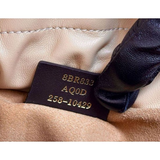 Replica Borsa Fendi Mamma Baguette Media/Grande Nappa Albicocca Riproduzione Fedele Borsa Fendi Mamma Baguette Media/Grande Nappa Albicocca imitazioni