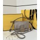 Replica Borsa Fendi Mamma Baguette Piccola Grigia Riproduzione Fedele Replica Borsa Fendi Mamma Baguette Piccola Grigia imitazioni