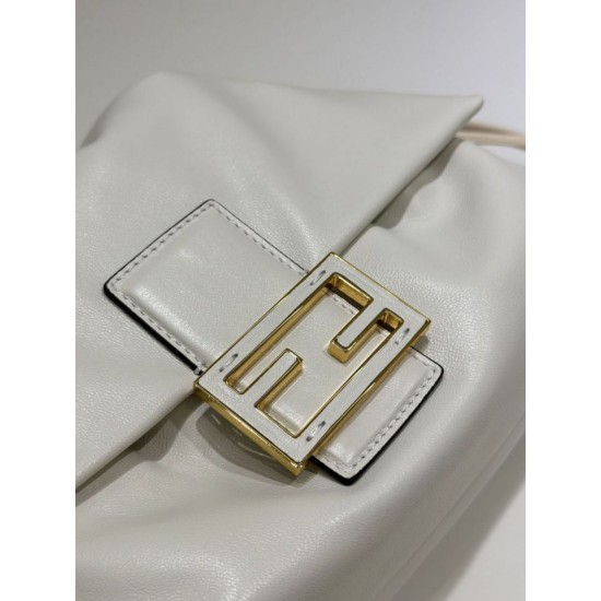 Replica Borse Imitazioni Fendi Mamma Baguette Media/Grande Nappa Beige Riproduzione Fedele Borse Imitazioni Fendi Mamma Baguette Media/Grande Nappa Beige imitazioni