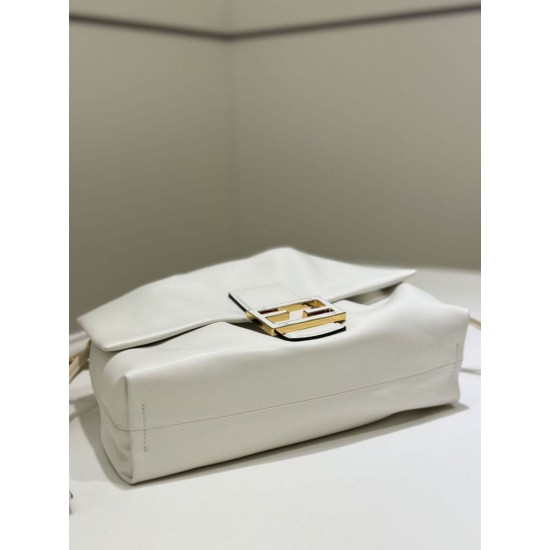 Replica Borse Imitazioni Fendi Mamma Baguette Media/Grande Nappa Beige Riproduzione Fedele Borse Imitazioni Fendi Mamma Baguette Media/Grande Nappa Beige imitazioni