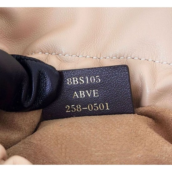 Replica Borsa Fendi Mamma Baguette Piccola Albicocca Imitazione Riproduzione Fedele Borsa Fendi Mamma Baguette Piccola Replica Albicocca Imitazione imitazioni