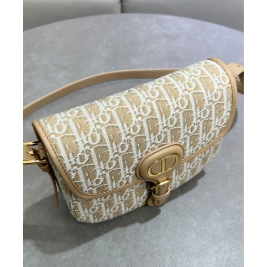 Replica Borse Dior Bobby Media M9337 Albicocca Riproduzione Fedele Borse Replica Dior Bobby Media M9337 Albicocca