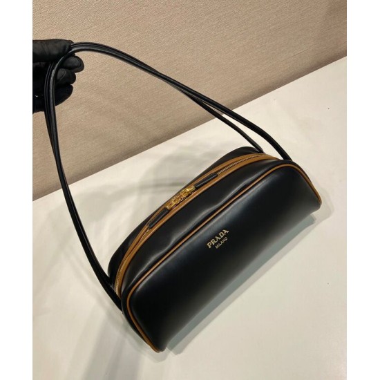 Replica Borsa a tracolla Prada Swing Smooth 1BC249 Nero Riproduzione Fedele Borsa a tracolla Prada Swing Smooth Replica 1BC249 Nero imitazioni