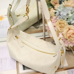 Replica Borsa Dior Piccola/Media D-Journey in Vitello Liscio Vintage Beige Riproduzione Fedele Borsa Dior Piccola/Media D-Journey in Vitello Liscio Vintage Beige imitazioni