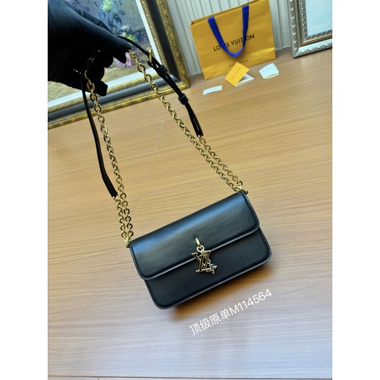 Replica Pari Borsa Louis Vuitton con portafoglio a catena Louis Vuitton Bloom M14564 Riproduzione Fedele Pari replica Borsa Louis Vuitton con portafoglio a catena Louis Vuitton Bloom M14564 imitazioni