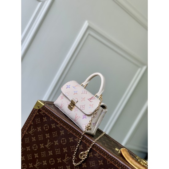 Replica Borsa Louis Vuitton Nano Madeleine M25596 Riproduzione Fedele Borsa Louis Vuitton Nano Madeleine M25596 imitazioni