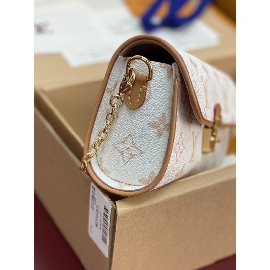 Replica Borse Louis Vuitton Pochette Camille M26583 Riproduzione Fedele Borse Replica Louis Vuitton Pochette Camille M26583 imitazioni