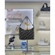 Replica Mini borsa Christian Dior 30 Montaigne Diorling con catena, blu scuro Riproduzione Fedele Mini borsa Christian Dior 30 Montaigne Diorling con catena, blu scuro imitazioni