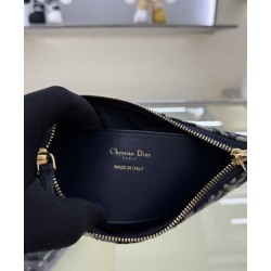 Mini borsa Christian Dior 30 Montaigne Diorling con catena, blu scuro Mini borsa Christian Dior 30 Montaigne Diorling con catena, blu scuro