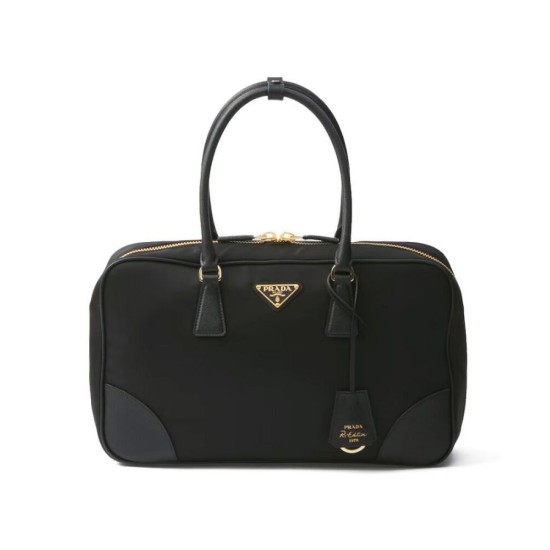 Replica Borsa Prada Re-Edition 1980 grande in Saffiano Re-Nylon, nera Riproduzione Fedele Borsa Prada Re-Edition 1980 grande in Saffiano Re-Nylon, nera imitazioni