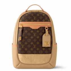 Zaino Louis Vuitton Outdoor in pelle martellata M12624
