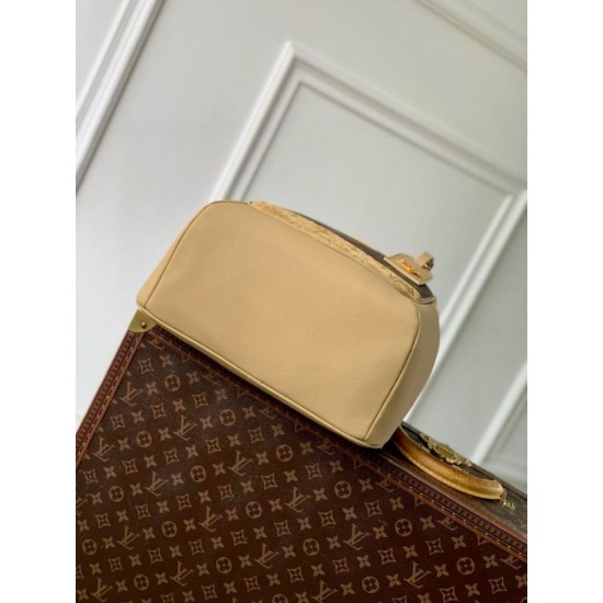 Riproduzione Fedele Zaino Louis Vuitton Outdoor in pelle martellata M12624 imitazioni