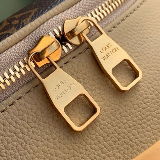 Riproduzione Fedele Zaino Louis Vuitton Outdoor in pelle martellata M12624 imitazioni
