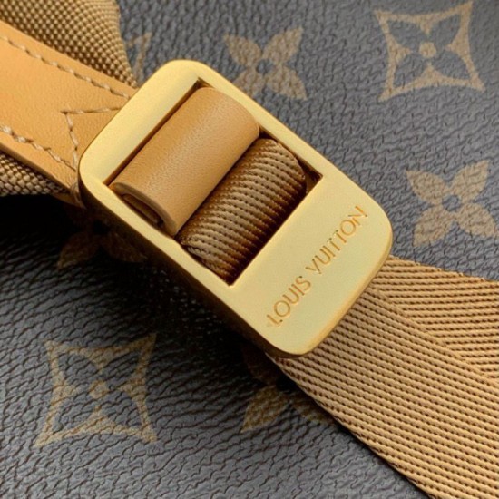 Riproduzione Fedele Zaino Louis Vuitton Outdoor in pelle martellata M12624 imitazioni