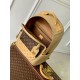 Riproduzione Fedele Zaino Louis Vuitton Outdoor in pelle martellata M12624 imitazioni
