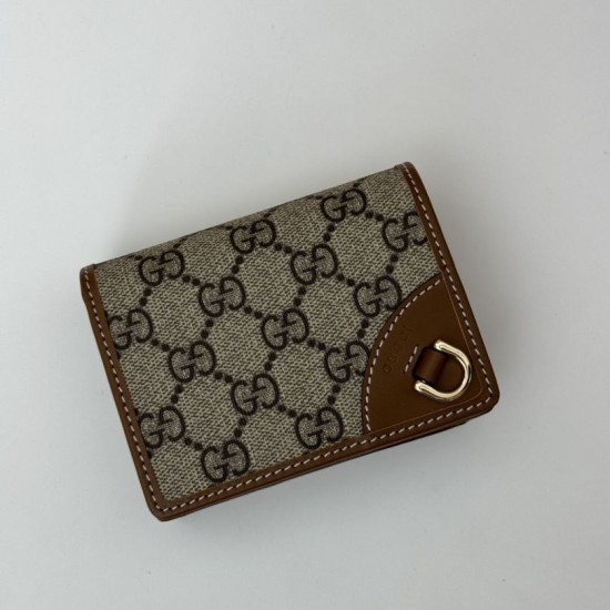 Replica Alta gamma Portafoglio piccolo Gucci GG Emblem 820692 Marrone Imitazioni Replica Alta gamma Portafoglio piccolo Gucci GG Emblem 820692 Marrone