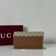 Replica Borsa Dettagli perfetti Emblema Gucci GG Portafoglio con catena 838151 Marrone Imitazioni Replica Borsa Dettagli perfetti Emblema Gucci GG Portafoglio con catena 838151 Marrone