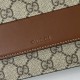 Replica Borsa Dettagli perfetti Emblema Gucci GG Portafoglio con catena 838151 Marrone Imitazioni Replica Borsa Dettagli perfetti Emblema Gucci GG Portafoglio con catena 838151 Marrone